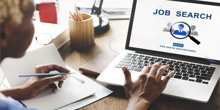 From Swipe to Hire: Modern Apps Streamlining the Job Search