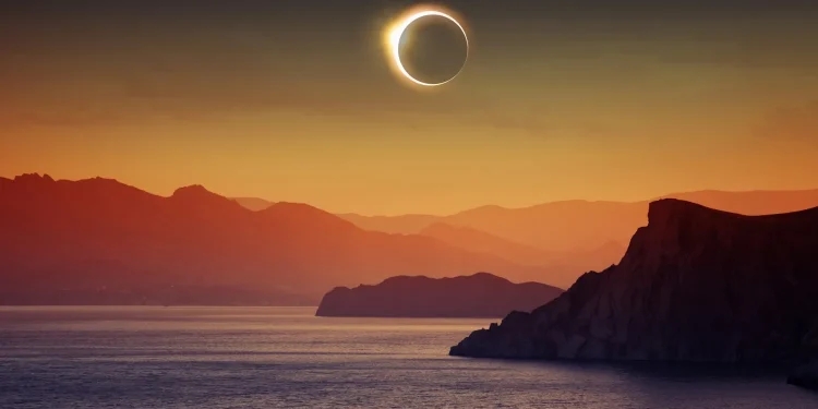 Games Under the Darkened Sun: Michigan’s Most Memorable Eclipse Bar