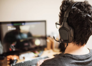 Online Gaming and Accessibility: Making Virtual Worlds Inclusive for All